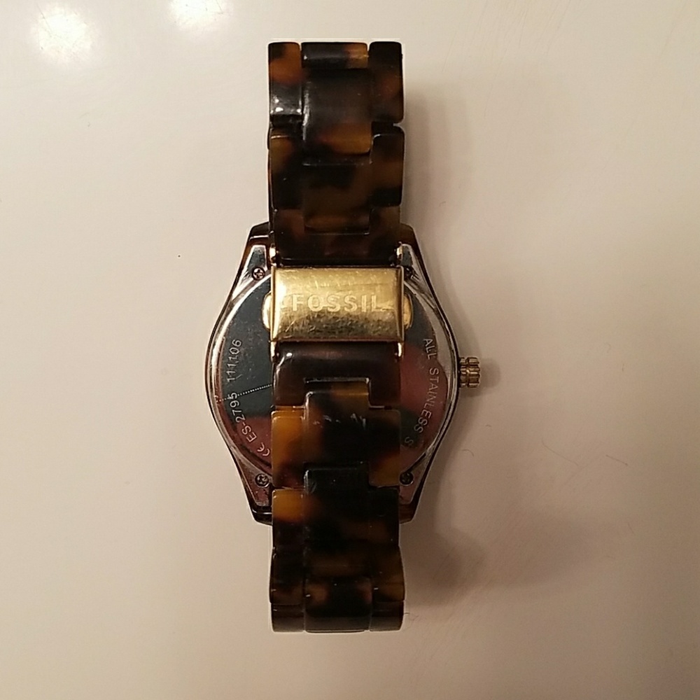 Tortoise shell Fossil Watch - Picture 2 of 2